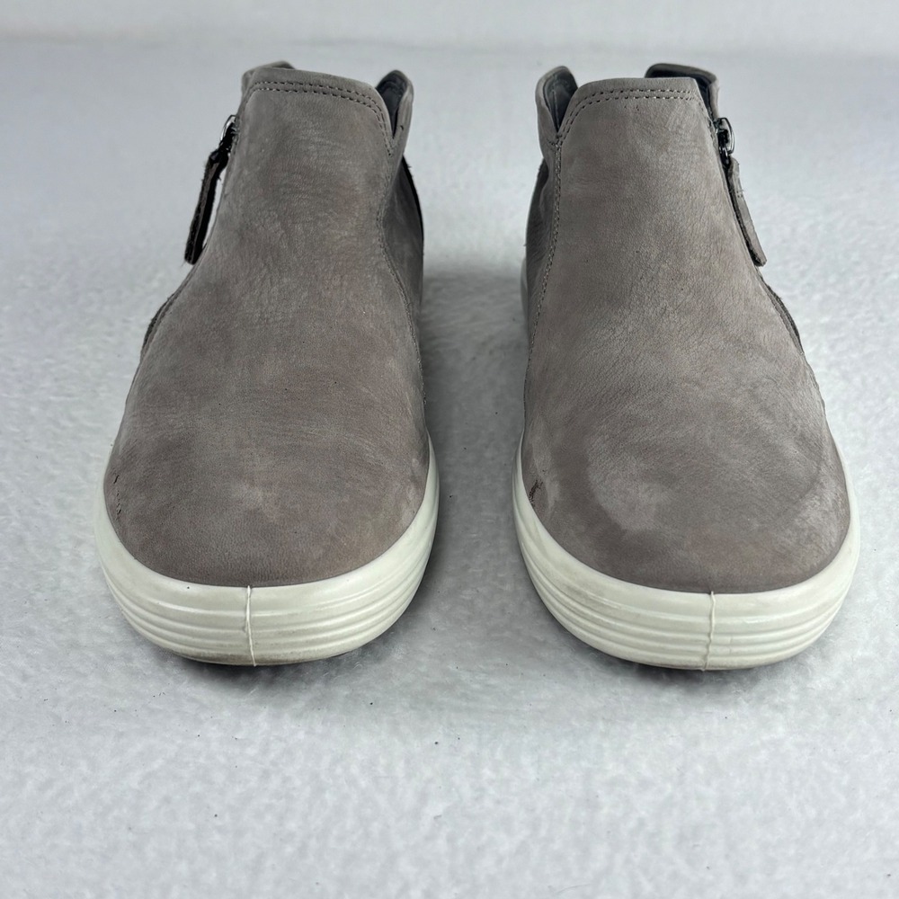 ECCO Soft 7 Bootie Women 11 Gray Nubuck Leather High Top Zip Ankle Sneaker - Picture 7 of 10